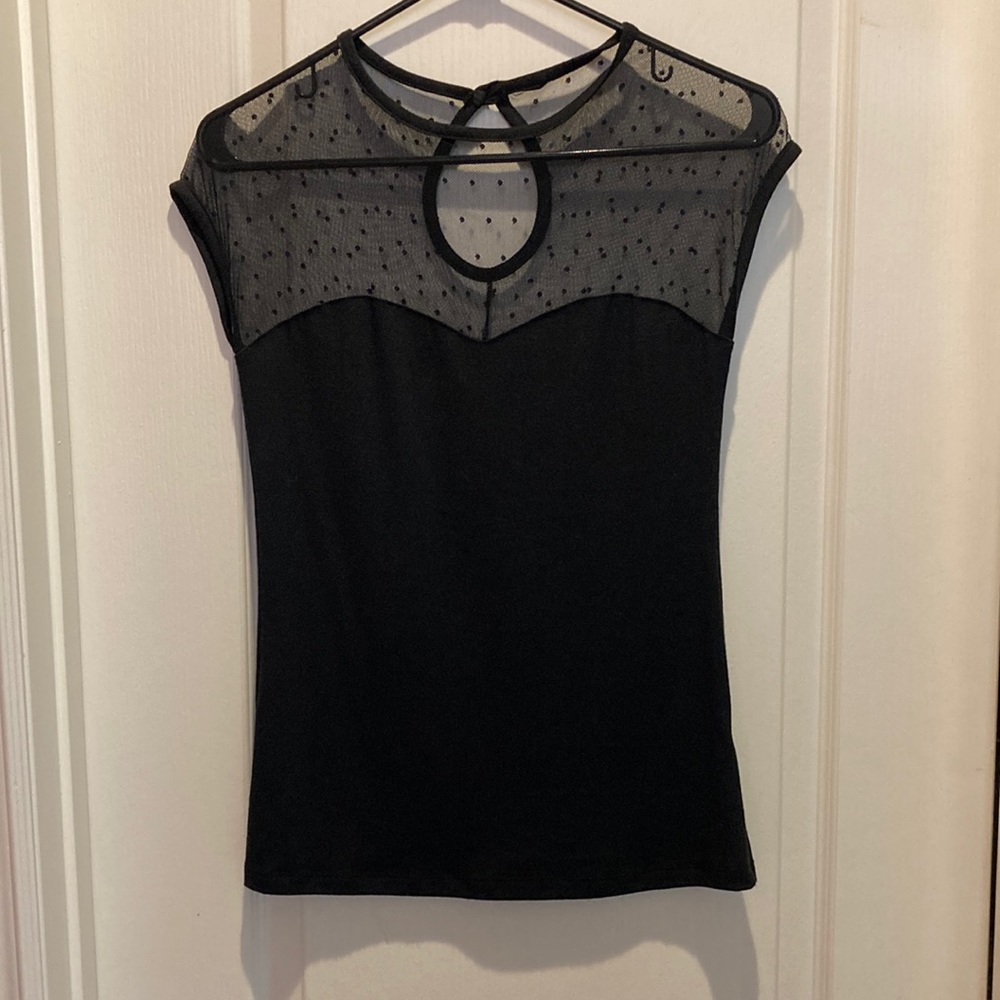 Rock Steady Illusion Polka Dot Neckline Top size M